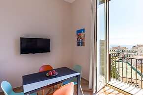 Vittorio Emanuele Modern Apartment I by Wonderful Italy