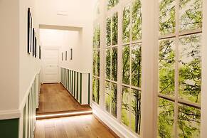 Vittorio Emanuele Modern Apartment I by Wonderful Italy