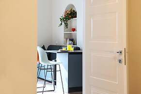 Vittorio Emanuele Modern Apartment I by Wonderful Italy