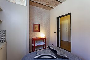 Sui Tetti del Centro di Genova