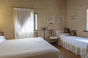 Villa San Massimo With Pool by Wonderful Italy