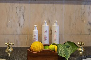 Villa San Massimo With Pool by Wonderful Italy