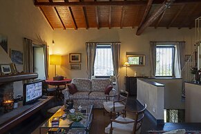 Villa San Massimo With Pool by Wonderful Italy