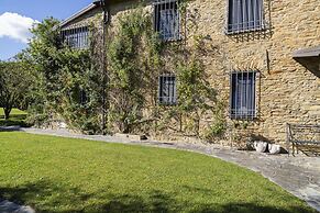 Villa San Massimo With Pool by Wonderful Italy