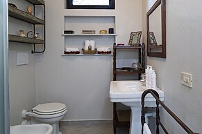 Villa San Massimo With Pool by Wonderful Italy