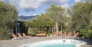 Villa San Massimo With Pool by Wonderful Italy