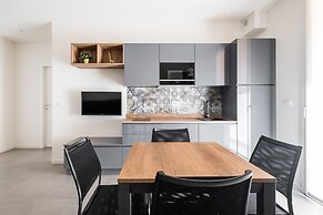 Ariosti Apartment I by Wonderful Italy