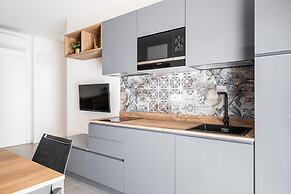 Ariosti Apartment I by Wonderful Italy