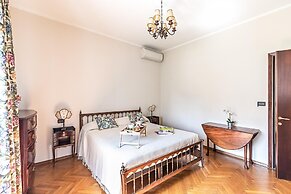 Villa Elisa con Piscina by Wonderful Italy