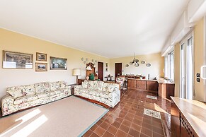 Villa Elisa con Piscina by Wonderful Italy