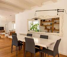 Vittorio Emanuele Apartment With Terrace by Wonderful Italy