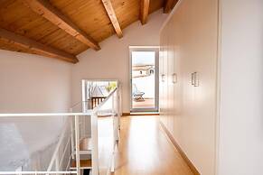 Vittorio Emanuele Apartment With Terrace by Wonderful Italy