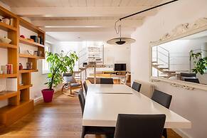 Vittorio Emanuele Apartment With Terrace by Wonderful Italy