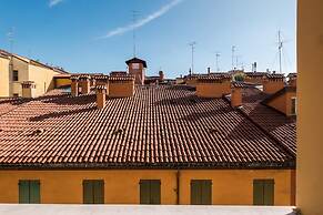 Galleria del Reno 2B by Wonderful Italy