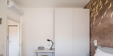 Galleria del Reno 2B by Wonderful Italy