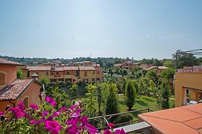 Borgo del Torchio A14 con Piscina by Wonderful Italy