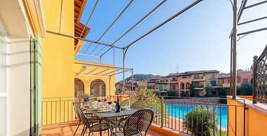 Borgo del Torchio A14 con Piscina by Wonderful Italy