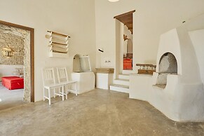 Casale Monte Kronio by Wonderful Italy