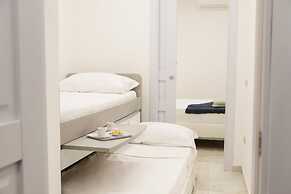 Cozy Apartment in Piazza Cavour by Wonderful Italy