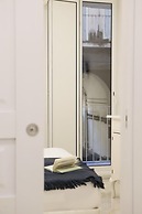 Cozy Apartment in Piazza Cavour by Wonderful Italy