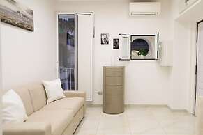 Cozy Apartment in Piazza Cavour by Wonderful Italy