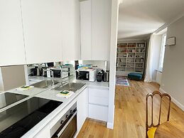 Romantic Apartment in S Giorgio by Wonderful Italy