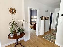 Romantic Apartment in S Giorgio by Wonderful Italy