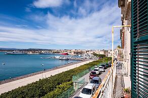 Oikos Sea View 23 by Wonderful Italy