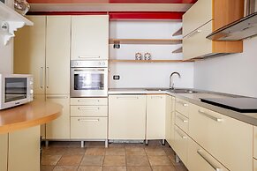 Oikos Sea View 23 by Wonderful Italy