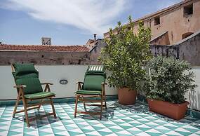 Terrace Charm and Relax in the Heart of La Kalsa by Wonderful Italy