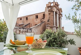 Terrace Charm and Relax in the Heart of La Kalsa by Wonderful Italy