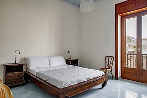 Seafront Terrace in Donnalucata by Wonderful Italy