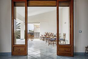 Seafront Terrace in Donnalucata by Wonderful Italy