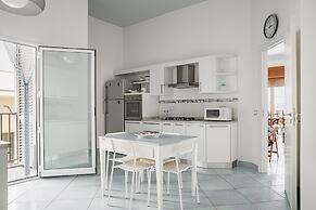 Seafront Terrace in Donnalucata by Wonderful Italy