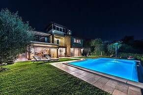 Villa Perla con Piscina by Wonderful Italy