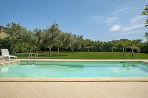 Villa Bouganville con Piscina by Wonderful Italy