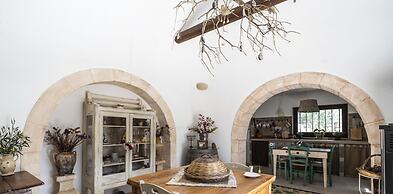 Trullo Fragno by Wonderful Italy