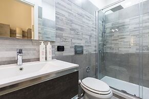 Virginia Apartment at the Central Station by Wonderful Italy