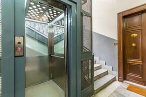 Virginia Apartment at the Central Station by Wonderful Italy