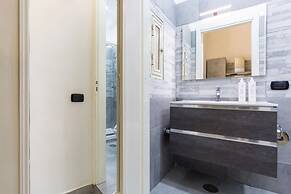 Virginia Apartment at the Central Station by Wonderful Italy