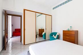 Virginia Apartment at the Central Station by Wonderful Italy
