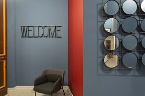 Atelier Apartments - Floral C - RS