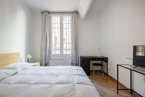 Cozy Central Apartment by Wonderful Italy