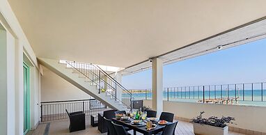 Residenza Miralago With Pool - One-bedroom With Terrace