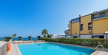 Residenza Miralago With Pool - One-bedroom With Terrace