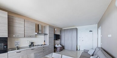 Residenza Miralago With Pool - One-bedroom With Terrace