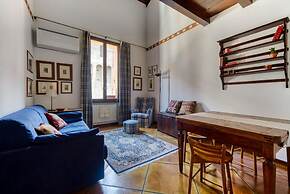 Piazza Maggiore Duplex Apartment by Wonderful Italy