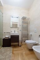 Luxury Lakefront Catullo A1 by Wonderful Italy