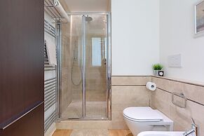 Luxury Lakefront Catullo A1 by Wonderful Italy