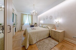 Luxury Lakefront Catullo A1 by Wonderful Italy